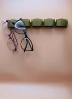 Innovative 3D Printed Glasses Holder UK – Stylish Desk Organizer