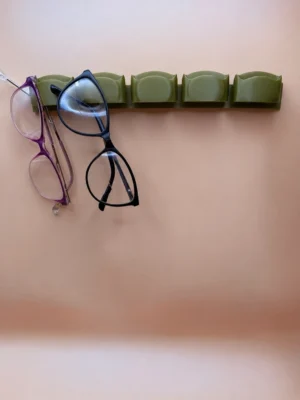Innovative 3D Printed Glasses Holder UK – Stylish Desk Organizer